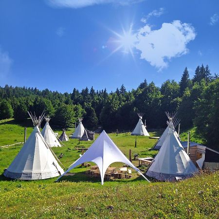 Village Tipi La Féclaz Εξωτερικό φωτογραφία