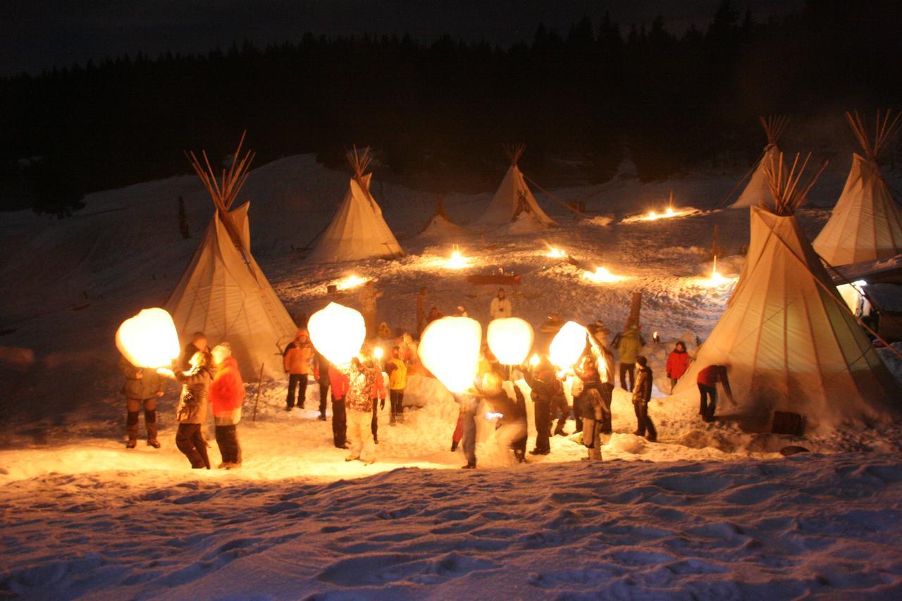 Village Tipi La Féclaz Εξωτερικό φωτογραφία